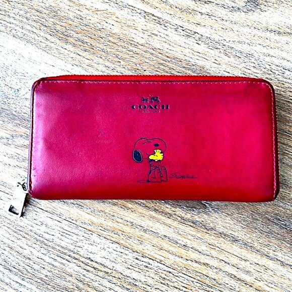 Coach x Peanuts Snoopy & Woodstock Red Zip-Around Leather Wallet - *Worn* - Picture 1 of 16